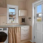 Marisol - 200m From The Sea By Interhome