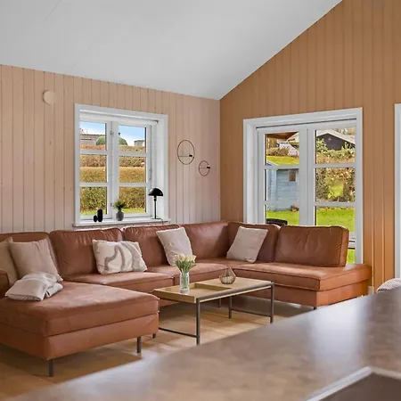 Semesterbostad Marisol - 200m From The Sea By Interhome *